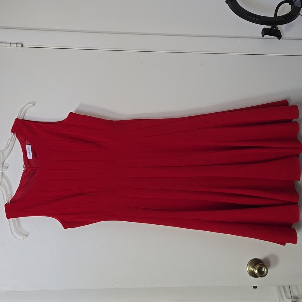 Calvin Klein Fit and Flare Red Pleated Dress WOMENS Midi Size 6 Party Cocktail
